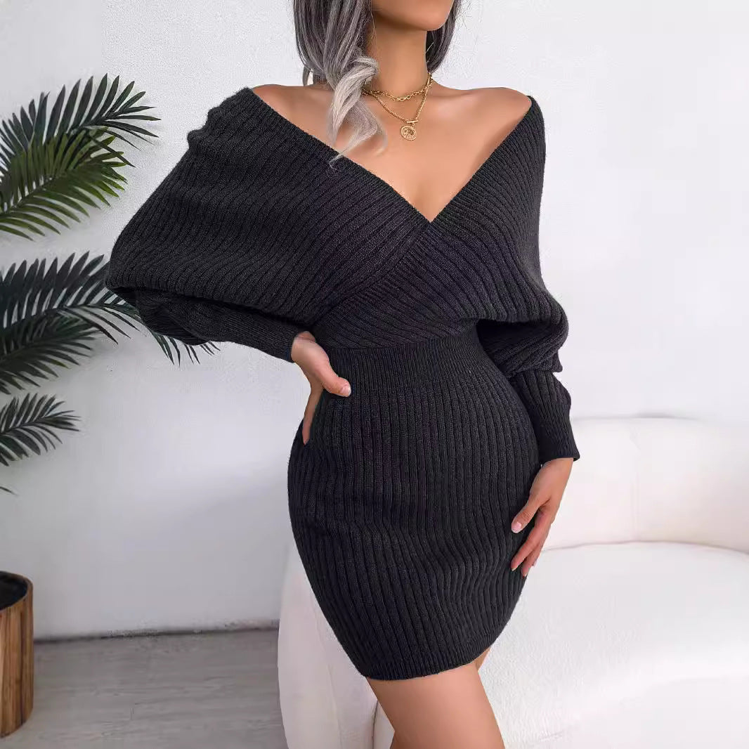 V-neck bat bag buttocks sweater dress Gloryf V-neck bat bag buttocks sweater dress Gloryf